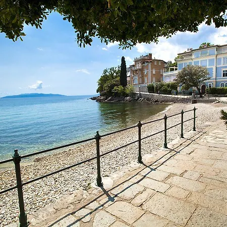 Smart Selection Belvedere Hotell 2*